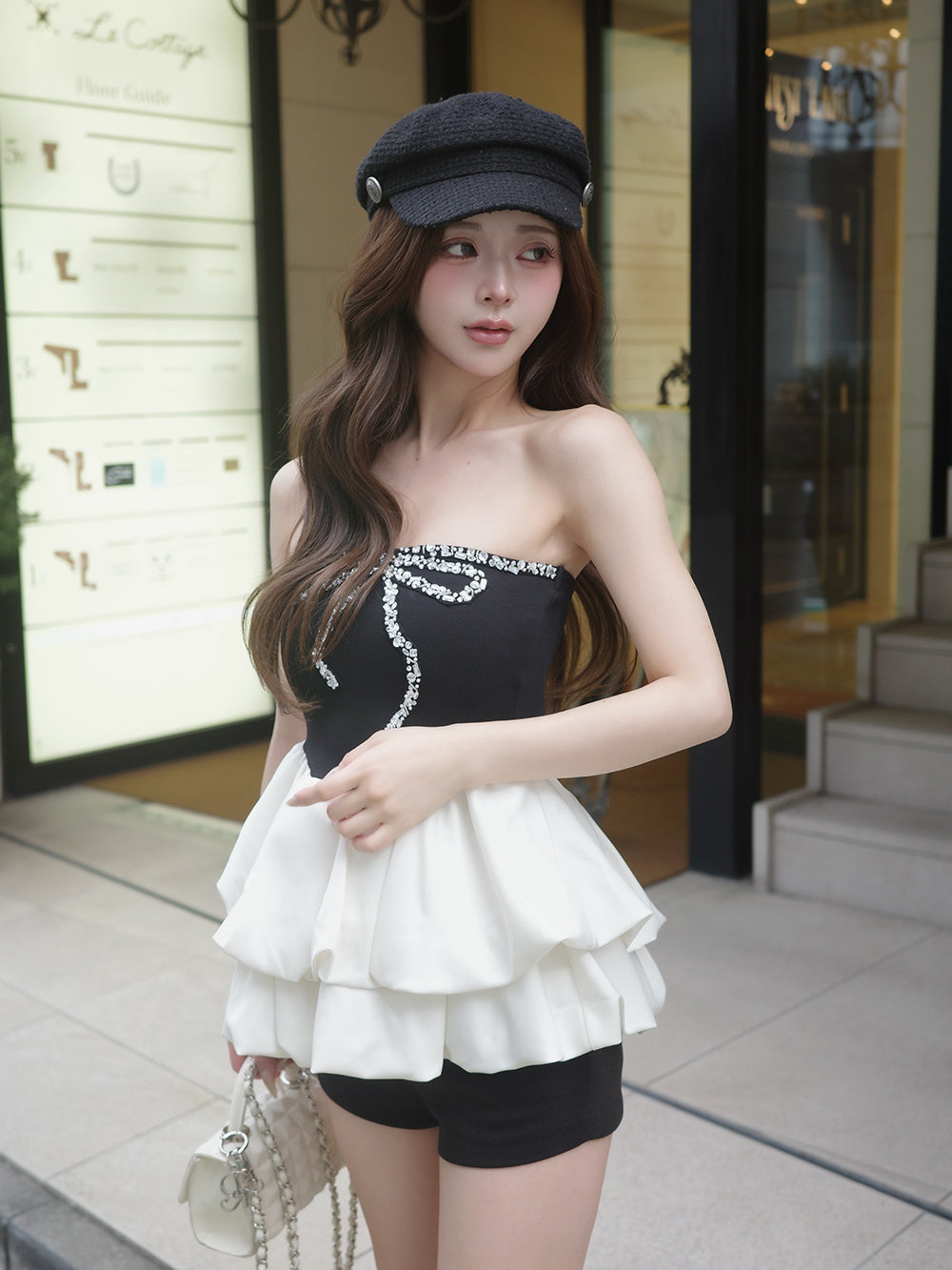モデル：158cm（着用サイズ：FREE　着用カラー：BLK）