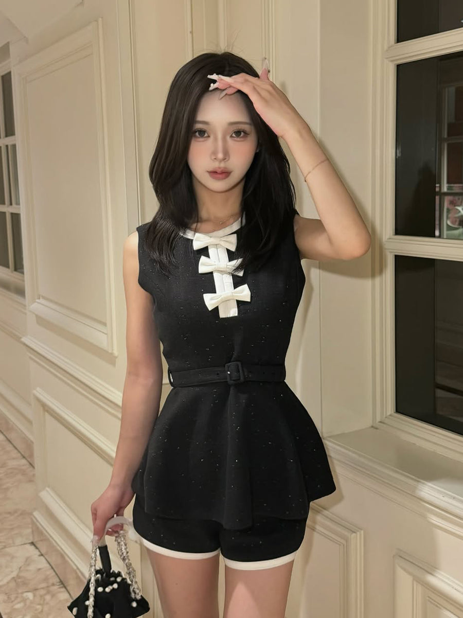 モデル：158cm（着用サイズ：FREE　着用カラー：BLK）