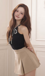 モデル：158cm（着用サイズ：FREE　着用カラー：BLK）