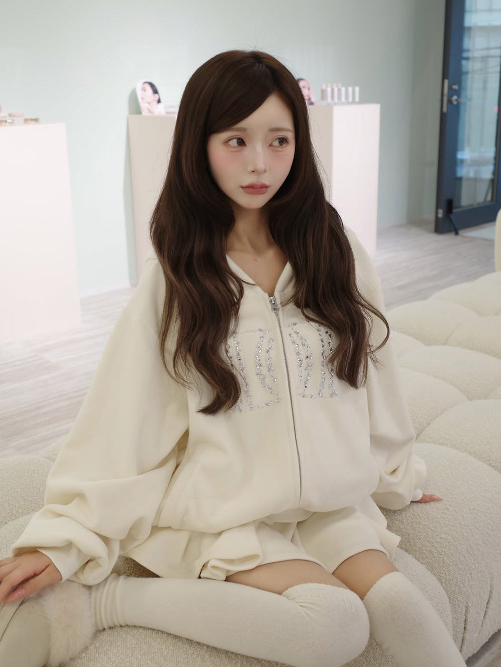 モデル：158cm（着用サイズ：FREE　着用カラー：WHT）