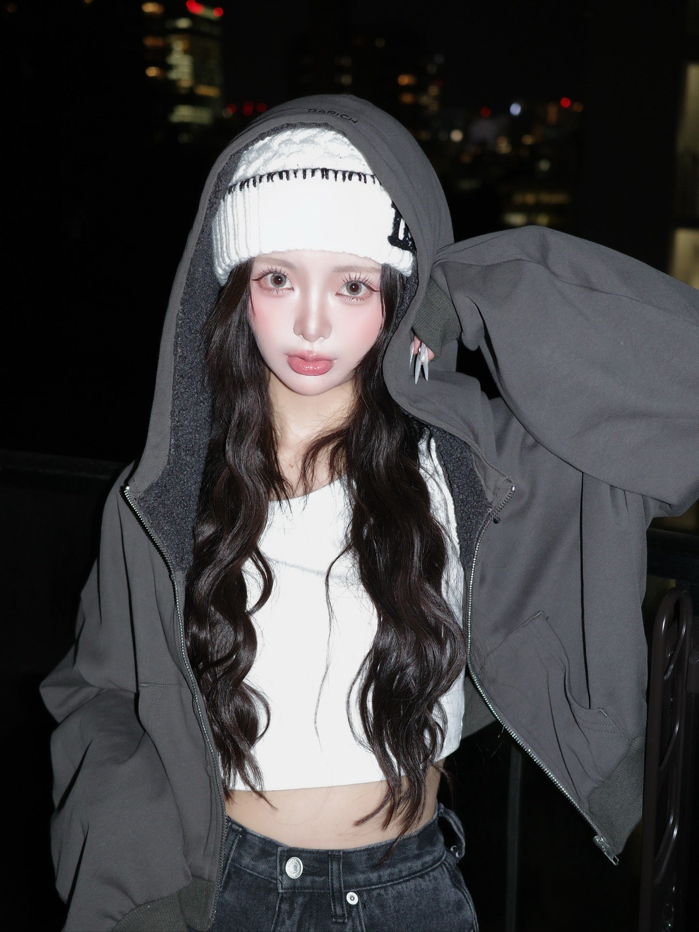 モデル：158cm（着用サイズ：FREE　着用カラー：C-GRY）