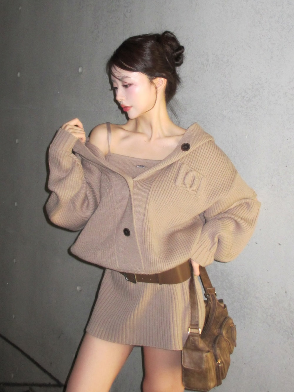 モデル：158cm（着用サイズ：FREE　着用カラー：MOC）