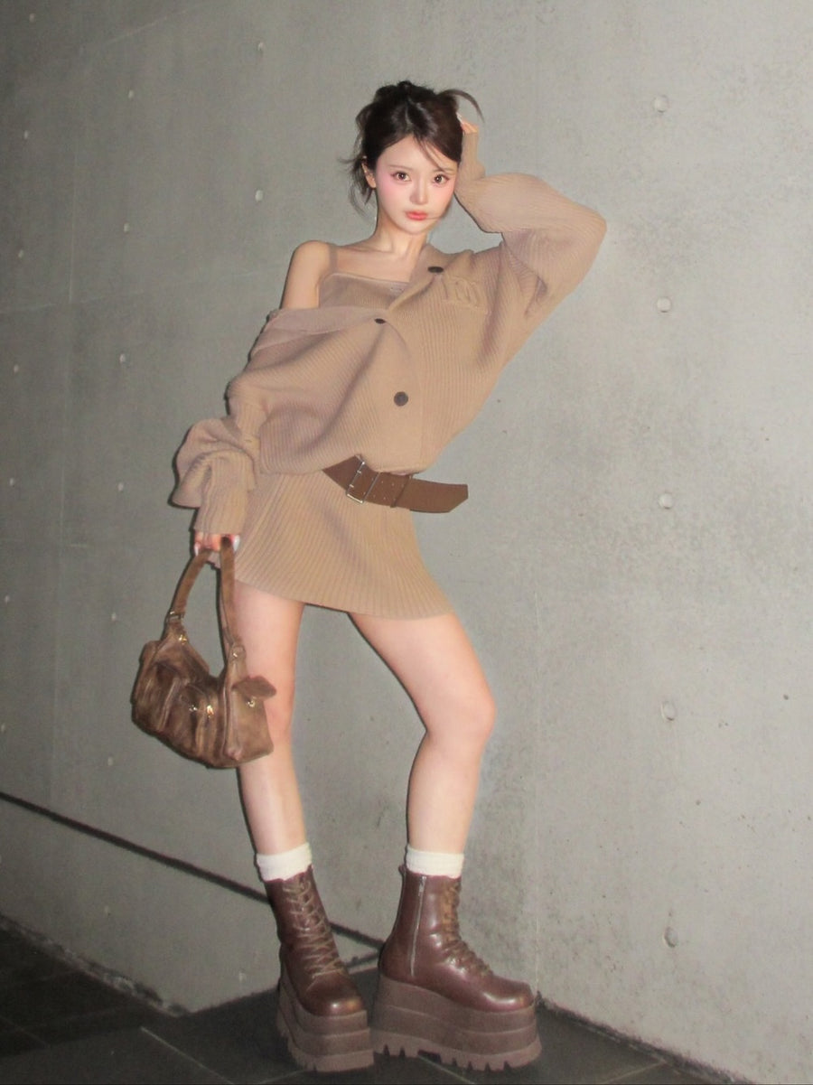 モデル：158cm（着用サイズ：FREE　着用カラー：MOC）