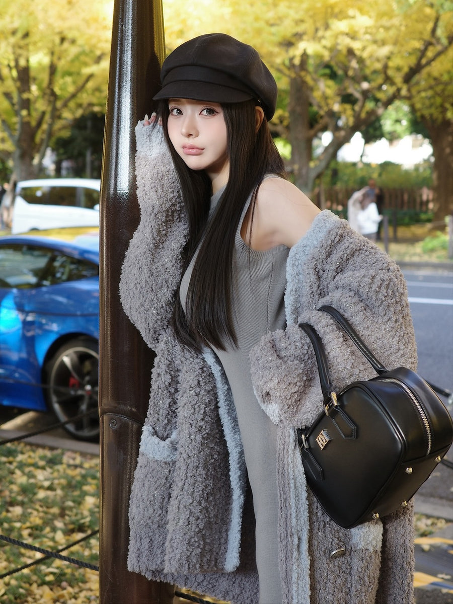 モデル：158cm（着用サイズ：FREE　着用カラー：GRY）