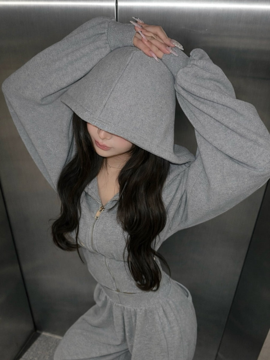 モデル：158cm（着用サイズ：FREE　着用カラー：GRY）