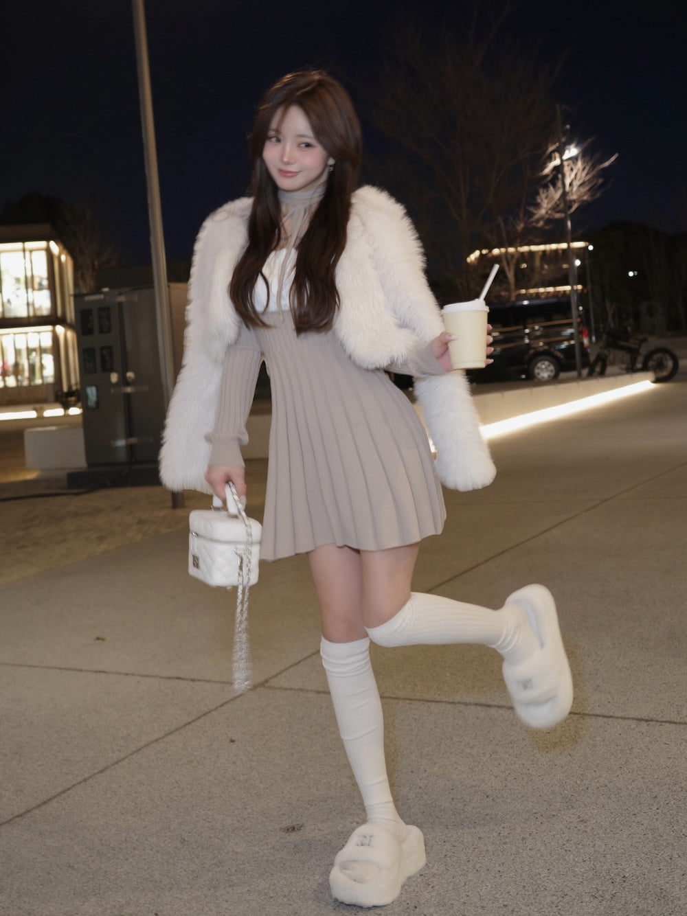 サイズ：M　カラー：WHT