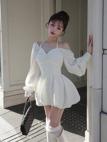 モデル：158cm（着用サイズ：FREE　着用カラー：IVO）