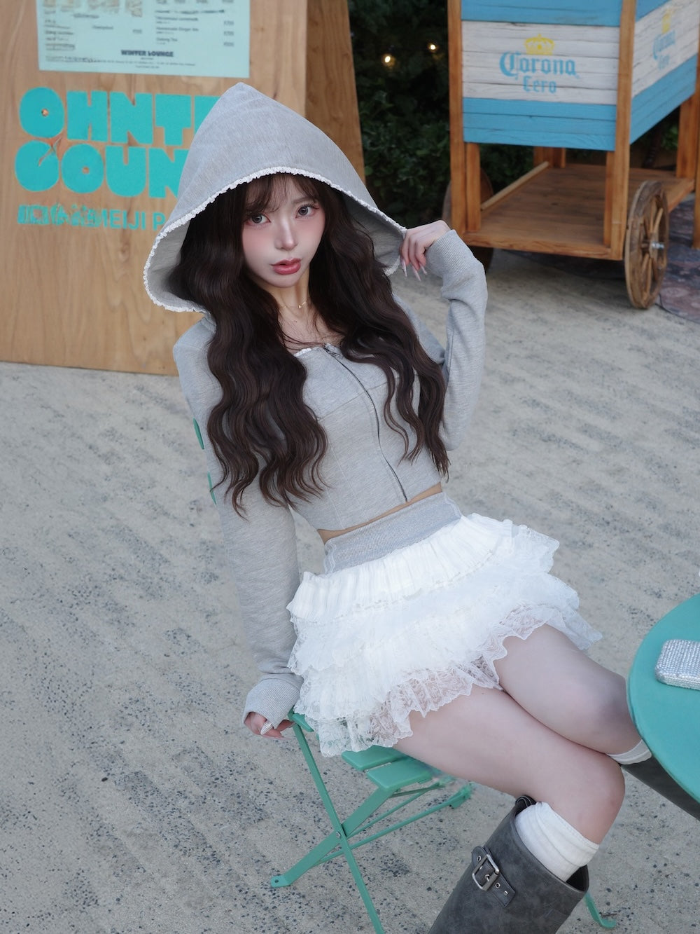 モデル：158cm（着用サイズ：FREE　着用カラー：GRY）