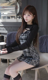 モデル：158cm（着用サイズ：FREE　着用カラー：BLK）