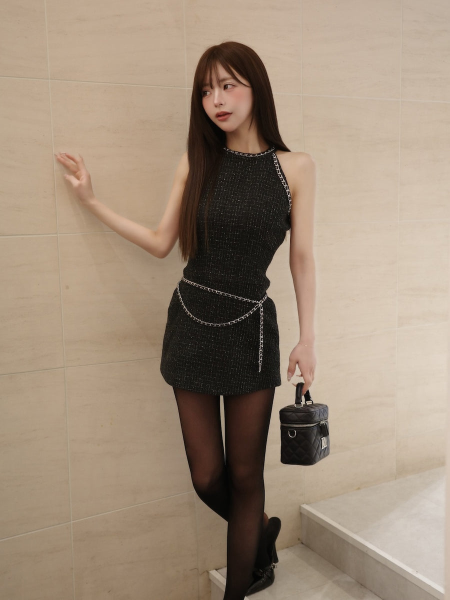 モデル：158cm（着用サイズ：FREE　着用カラー：BLK）