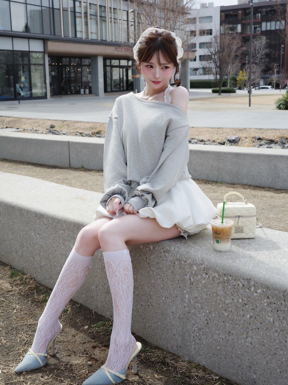 ホルターレースワンショルスウェットトップス