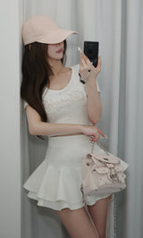 モデル：158cm（着用サイズ：S　着用カラー：WHT）