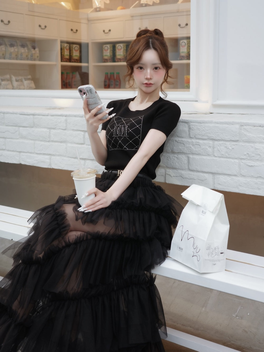 モデル：158cm（着用サイズ：FREE　着用カラー：BLK）