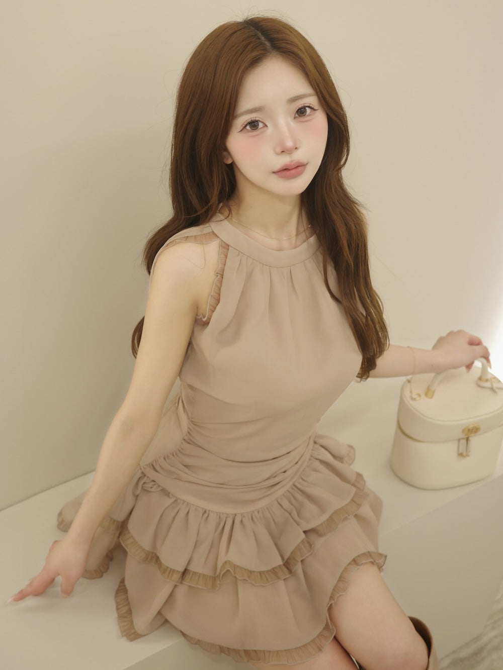 モデル：158cm（着用サイズ：FREE　着用カラー：BEG）