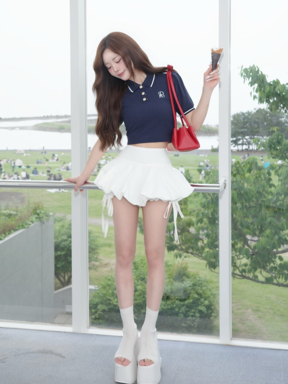 モデル：158cm（着用サイズ：FREE　着用カラー：WHT）