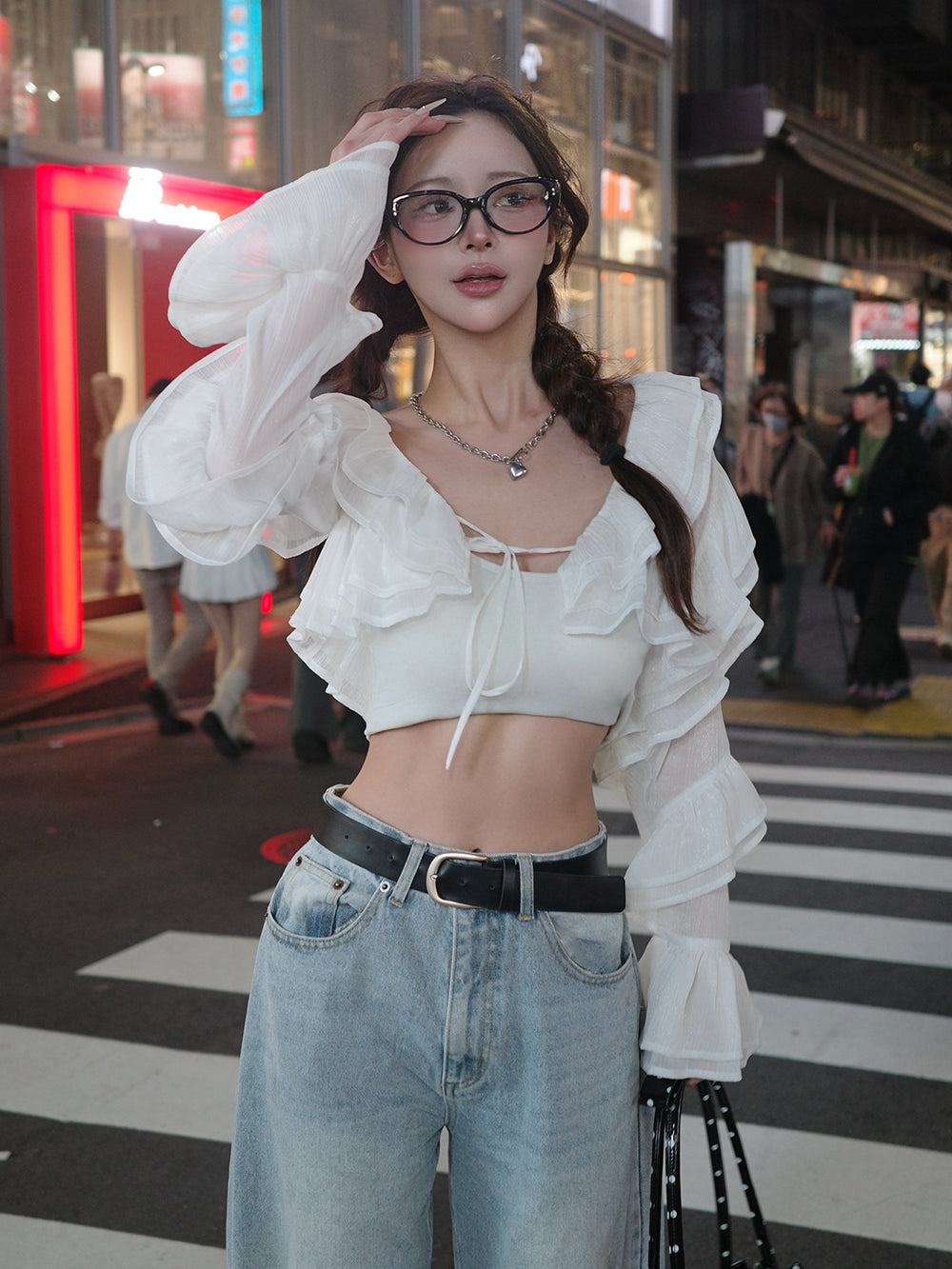 モデル：158cm（着用サイズ：FREE　着用カラー：WHT）