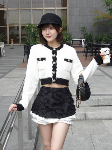 モデル：162cm（着用サイズ：FREE　着用カラー：WHT）