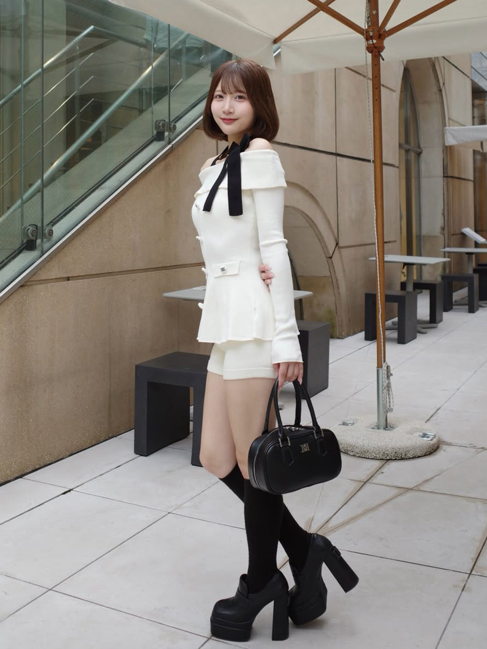 モデル：162cm（着用サイズ：FREE　着用カラー：WHT）