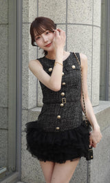 モデル：162cm（着用サイズ：FREE　着用カラー：BLK）