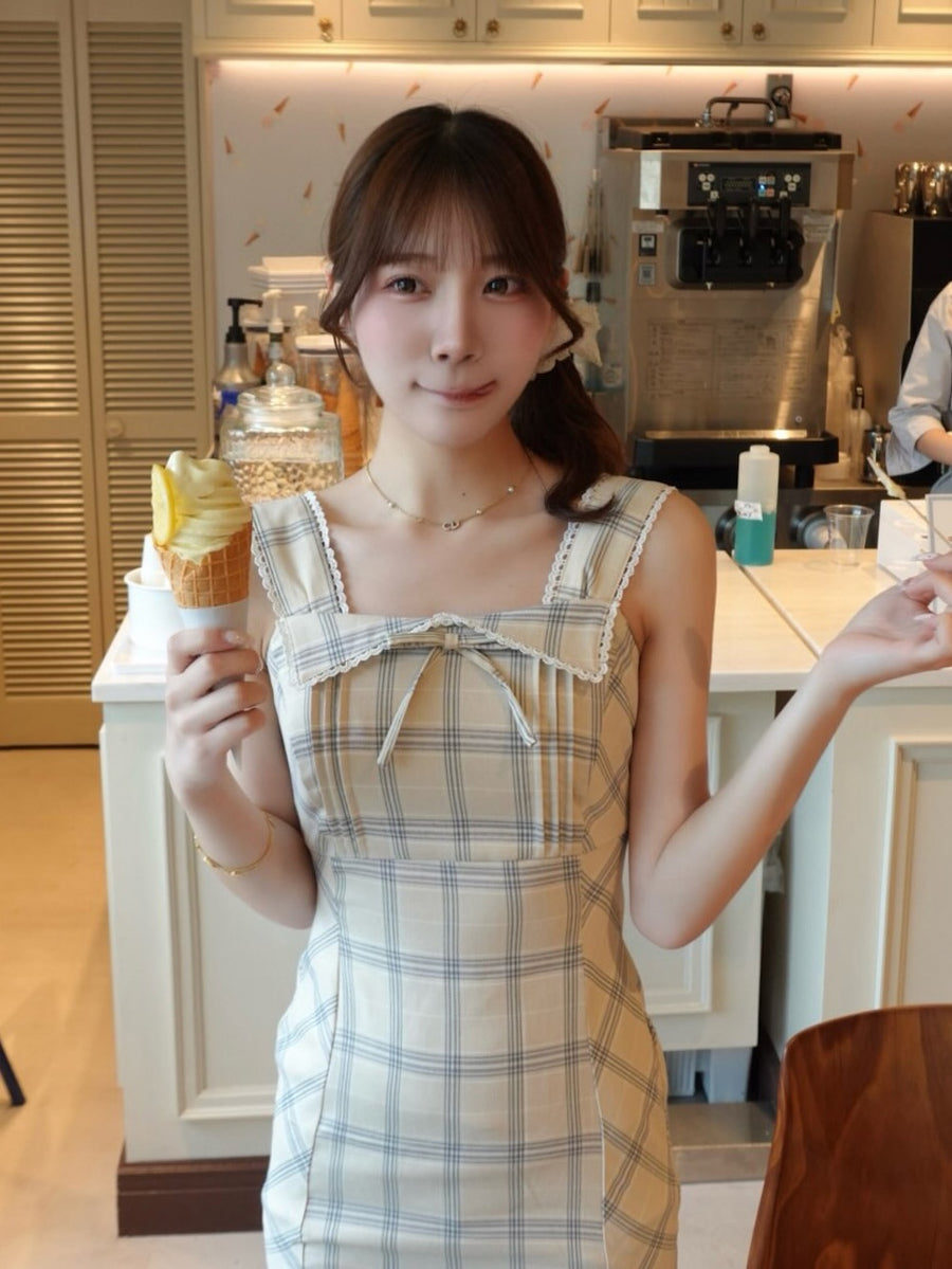 モデル：162cm（着用サイズ：FREE　着用カラー：BEG）