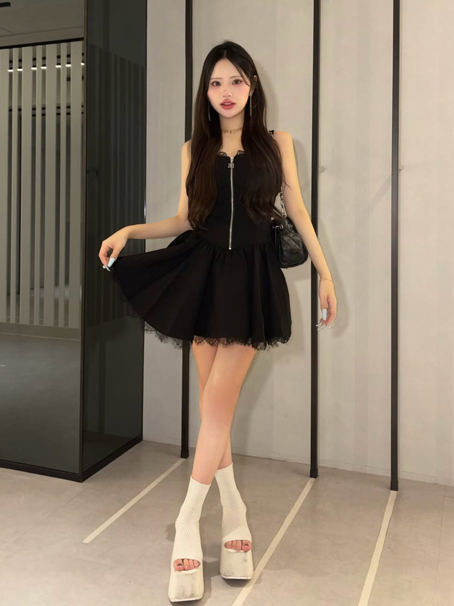 モデル：157cm（着用サイズ：FREE　着用カラー：BLK）