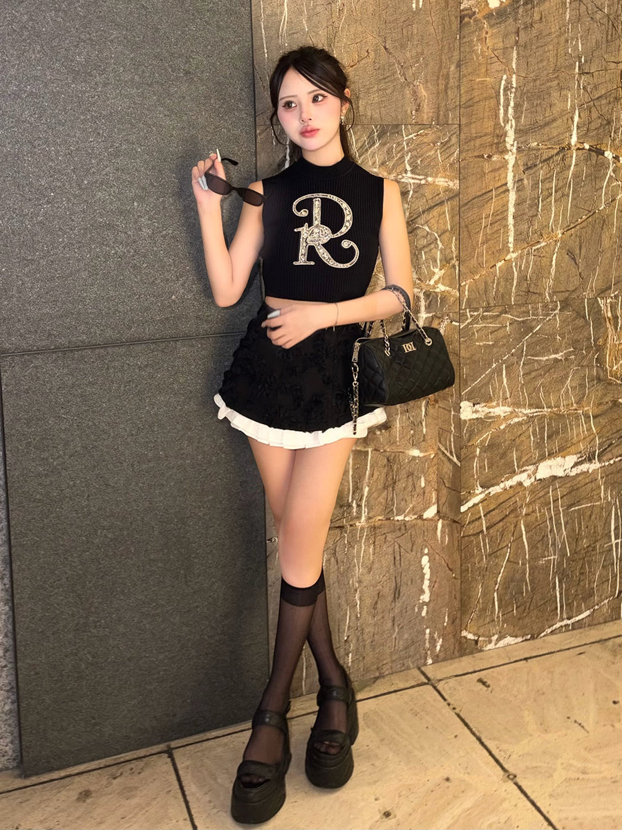 モデル：157cm（着用サイズ：FREE　着用カラー：BLK）