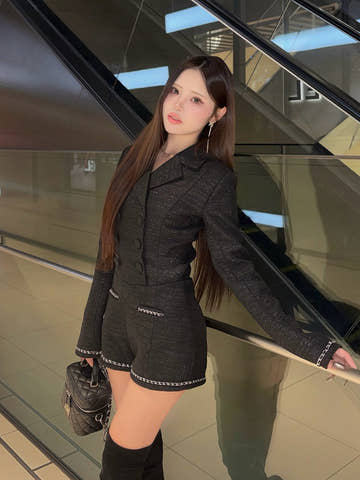 モデル：157cm（着用サイズ：FREE　着用カラー：BLK）