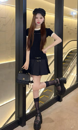 モデル：157cm（着用サイズ：FREE　着用カラー：BLK）