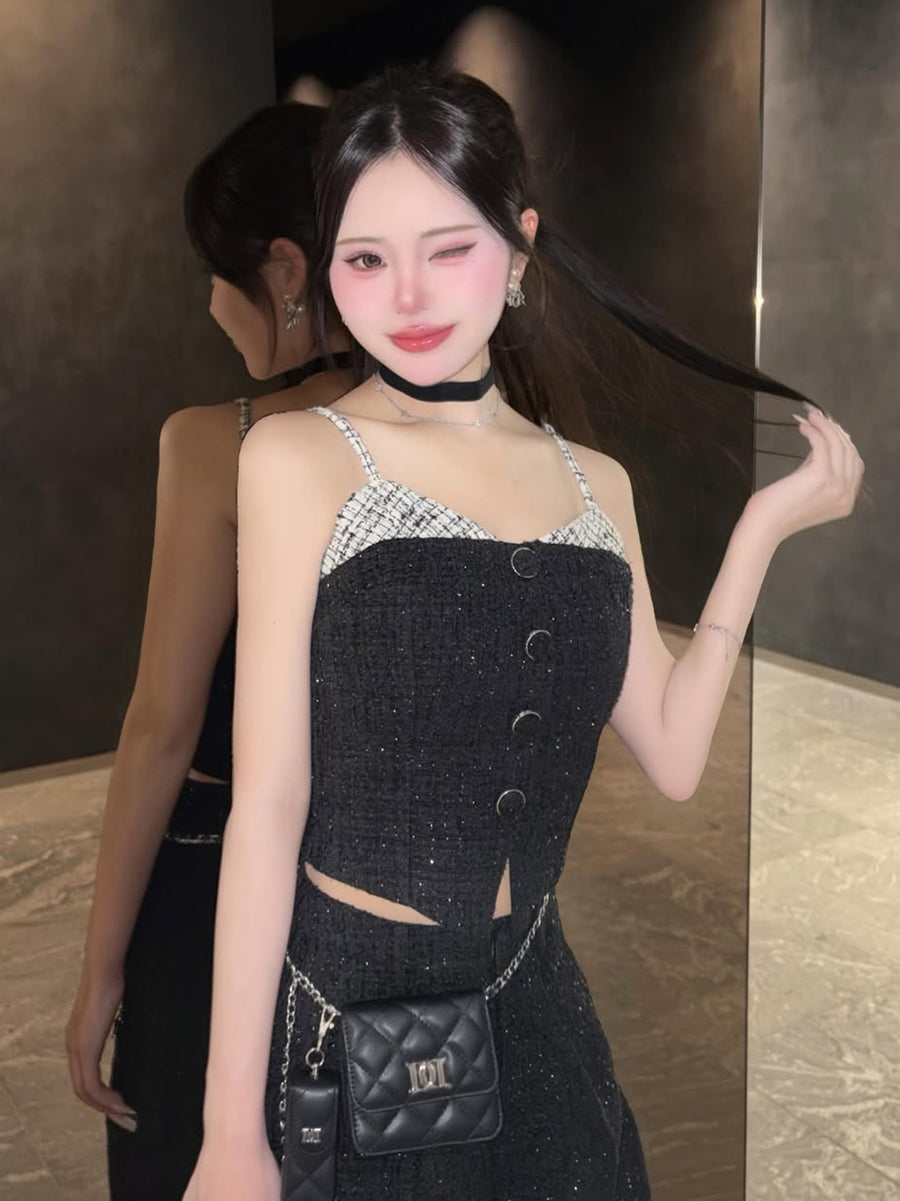モデル：158cm（着用サイズ：S　着用カラー：BLK）