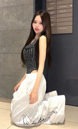 モデル：157cm（着用サイズ：FREE　着用カラー：BLK）