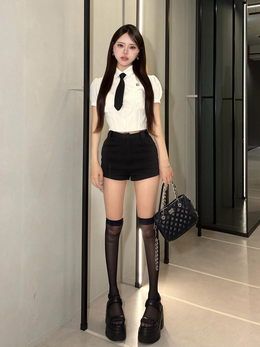 モデル：157cm（着用サイズ：FREE　着用カラー：WHT）