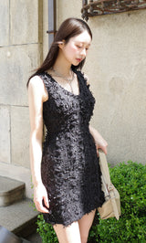 モデル：163cm（着用サイズ：FREE　着用カラー：BLK）