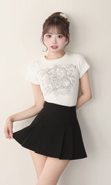 モデル：158cm（着用サイズ：FREE　着用カラー：BLK）