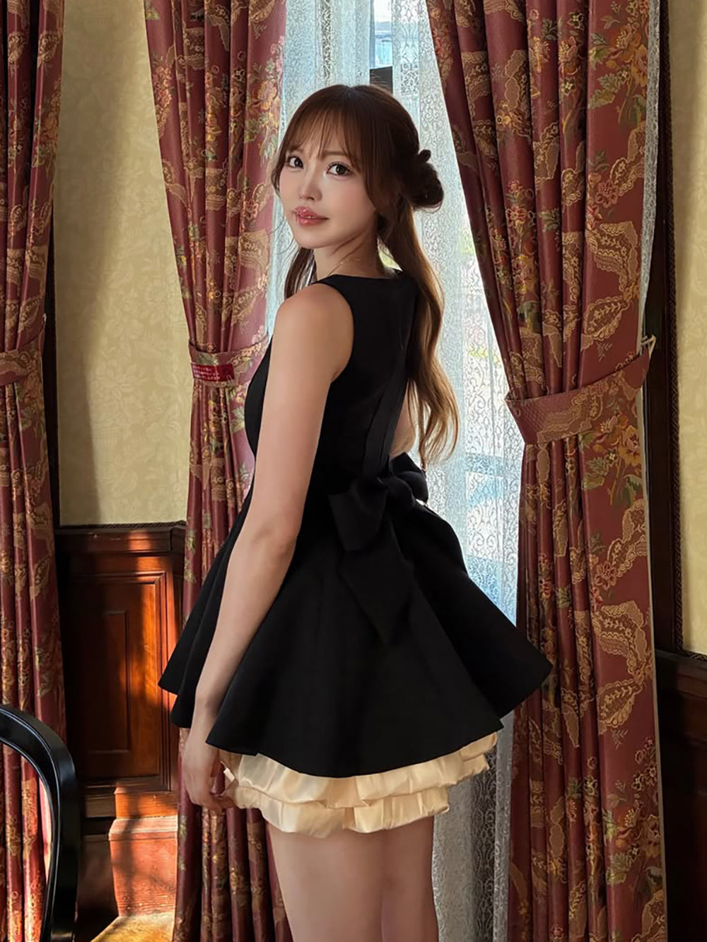 モデル：166cm（着用サイズ：F-L　着用カラー：BLK）