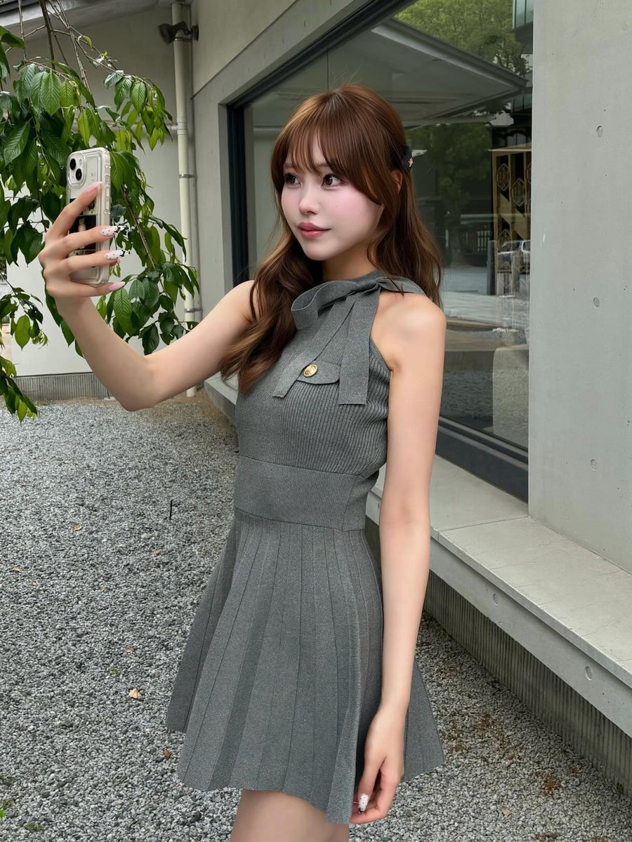 Pleated Knit Mini Dress with Neck Ribbon