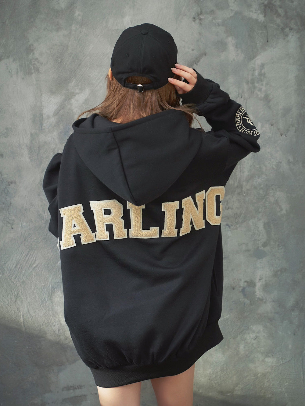 DARLINGビッグフーディ