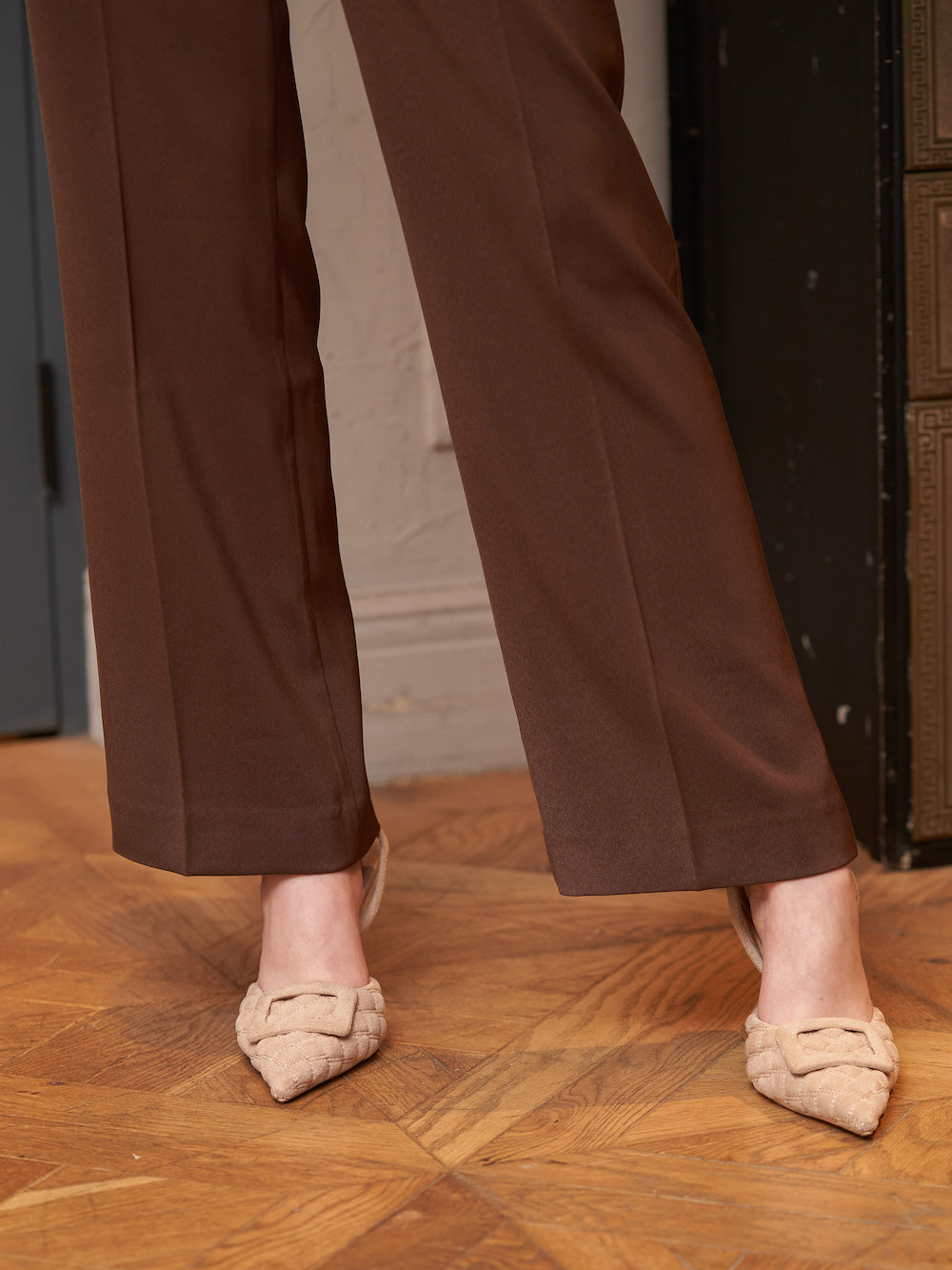 スリムストレートパンツ