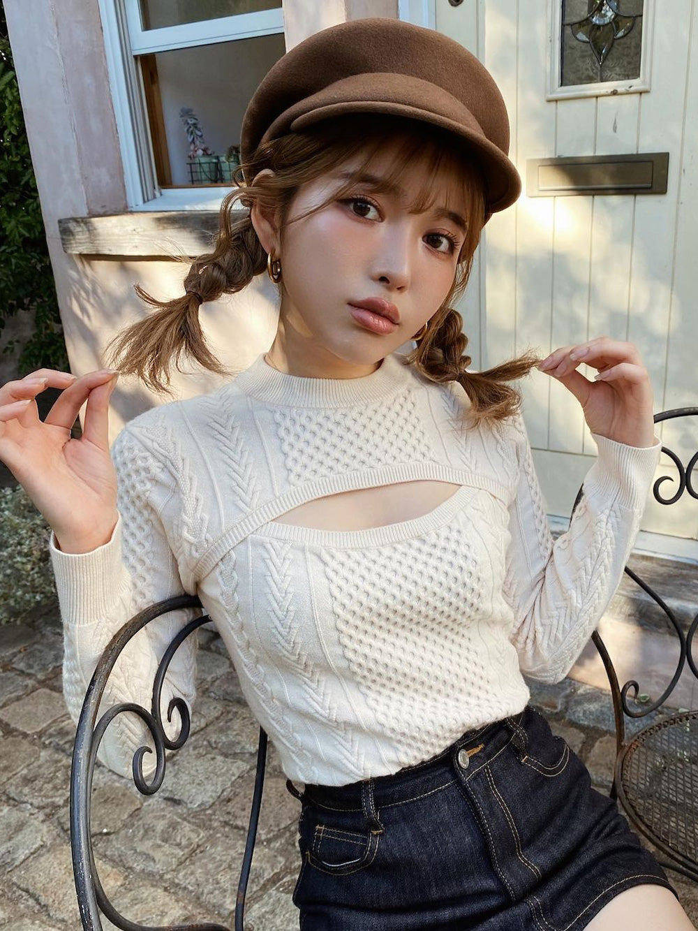 デザインケーブルニット