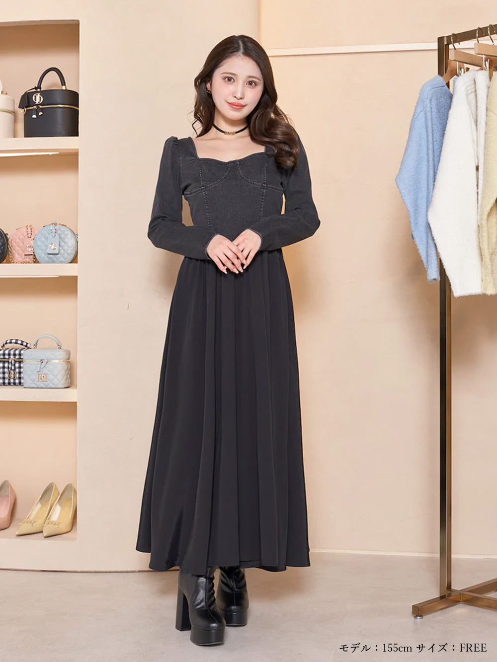 モデル：155cm（着用サイズ：FREE　着用カラー：BLK）