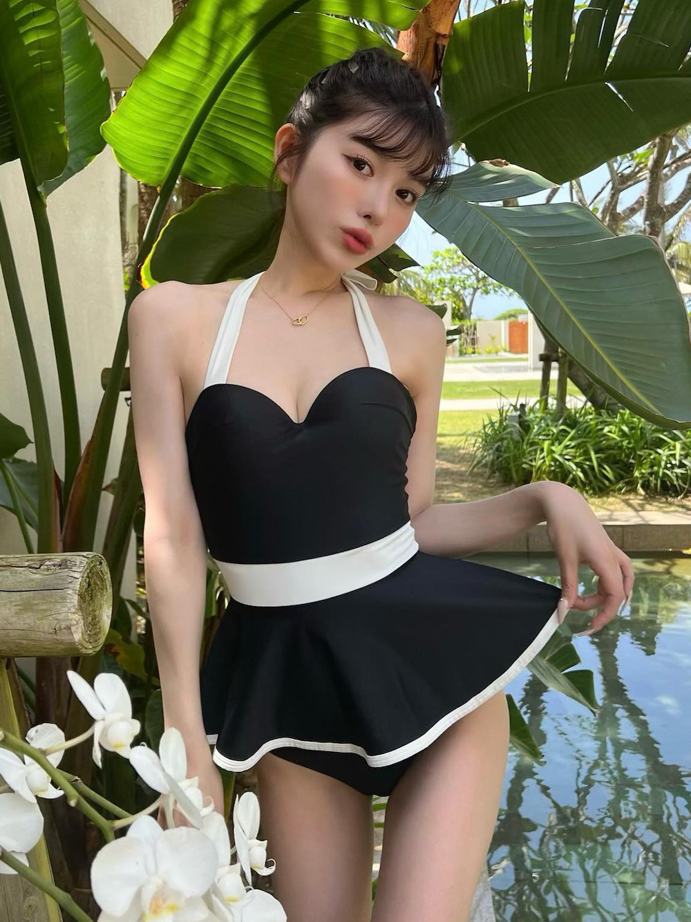 モデル：160cm（着用サイズ：FREE　着用カラー：BLK）