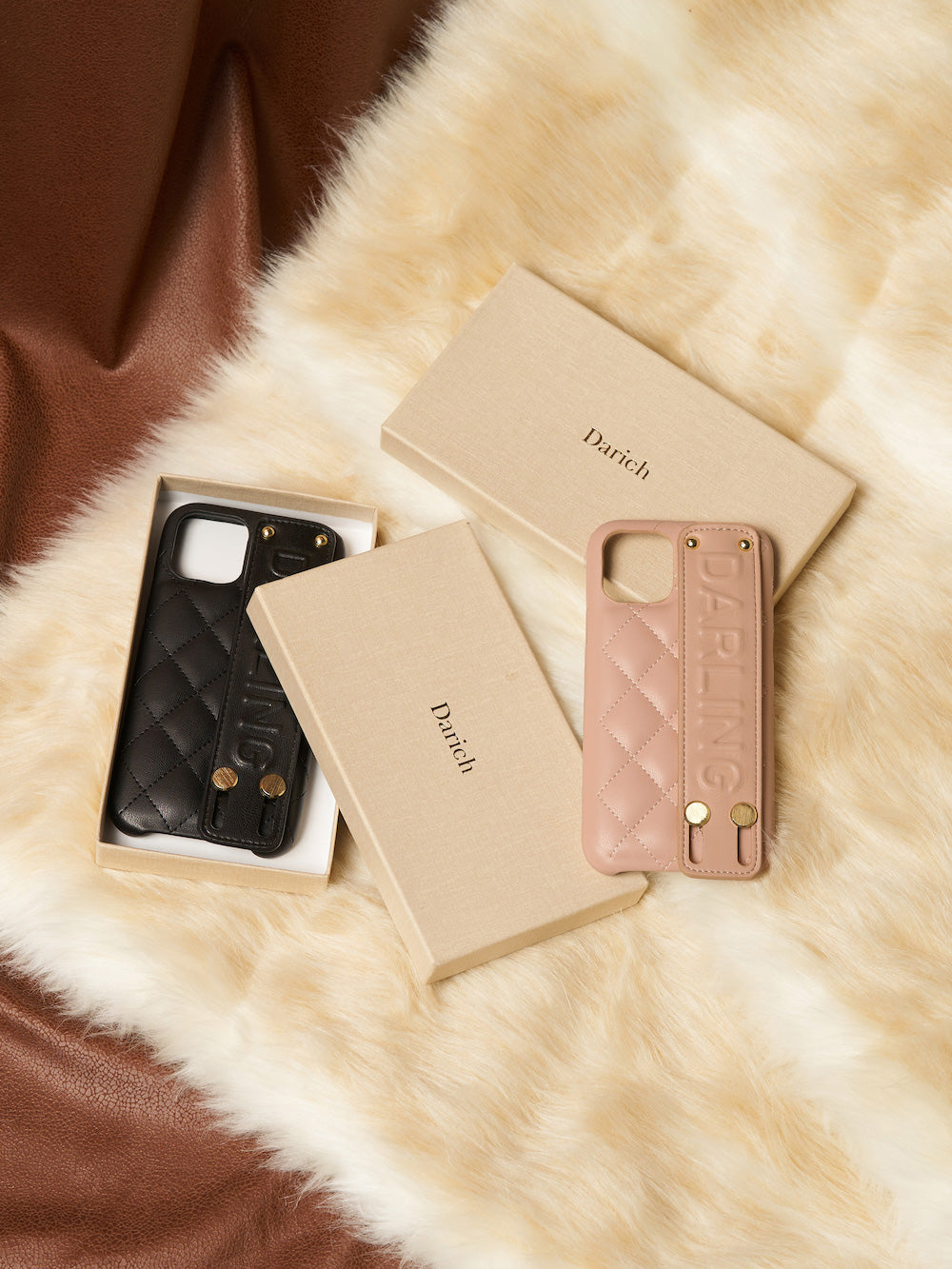 エンボスキルティングiPhoneケース