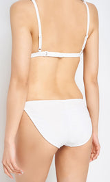 モデル：166cm（着用サイズ：FREE　着用カラー：WHT）