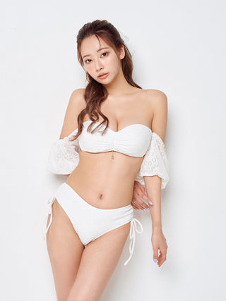 モデル：160cm（着用サイズ：FREE　着用カラー：WHT）