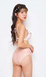 モデル：165cm（着用サイズ：FREE　着用カラー：PNK）
