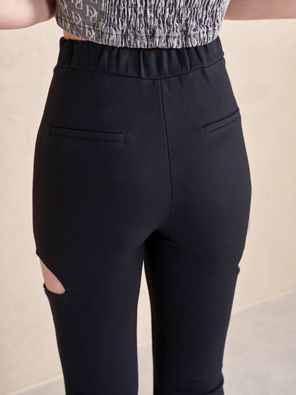 サイドカットフレアパンツ