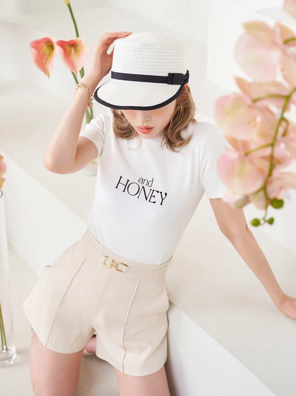 and HONEY Tシャツ