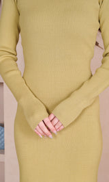 スリットリブニットワンピース