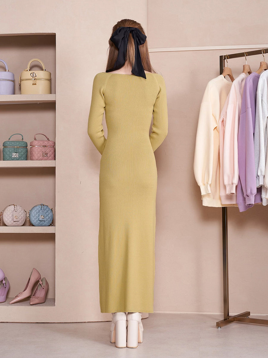 スリットリブニットワンピース