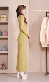 スリットリブニットワンピース