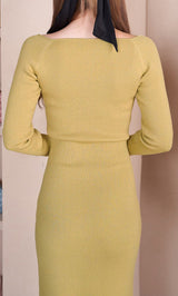 スリットリブニットワンピース